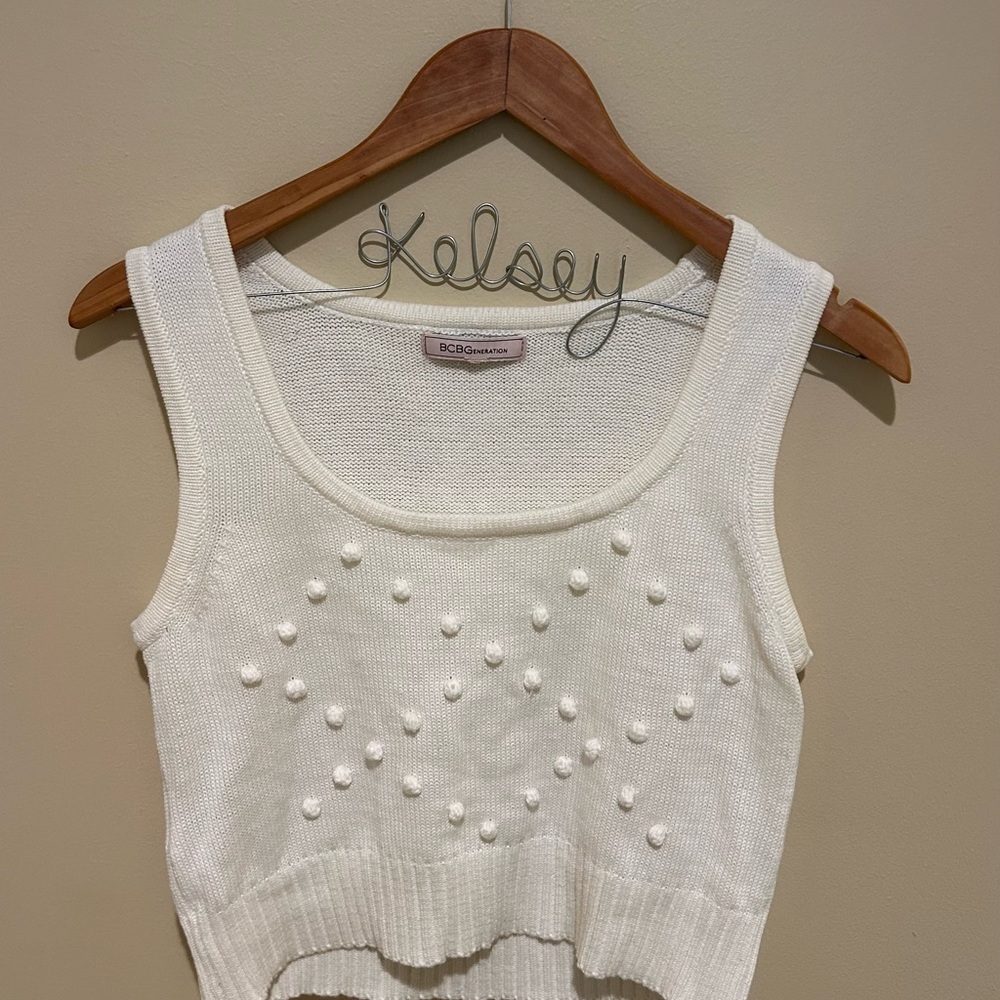 BCBGeneration White Festival Pom-Pom Knit Cropped Tank Size M